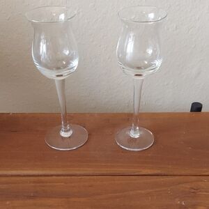 Elegant Clear Wine Glass Set